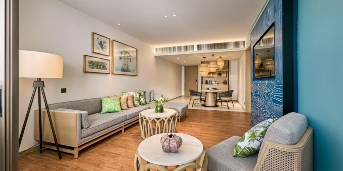 Holiday Inn Resort 1200 x 600 5