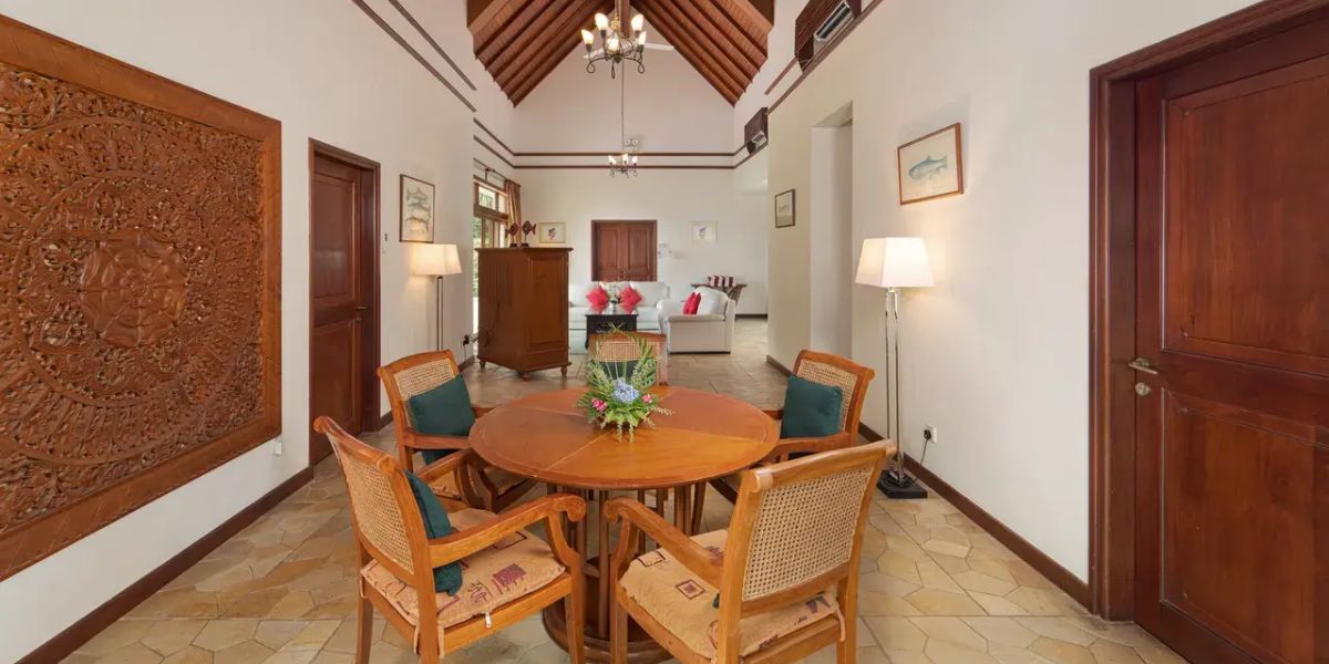 Indra Maya Pool Villa 1200 x 600 3