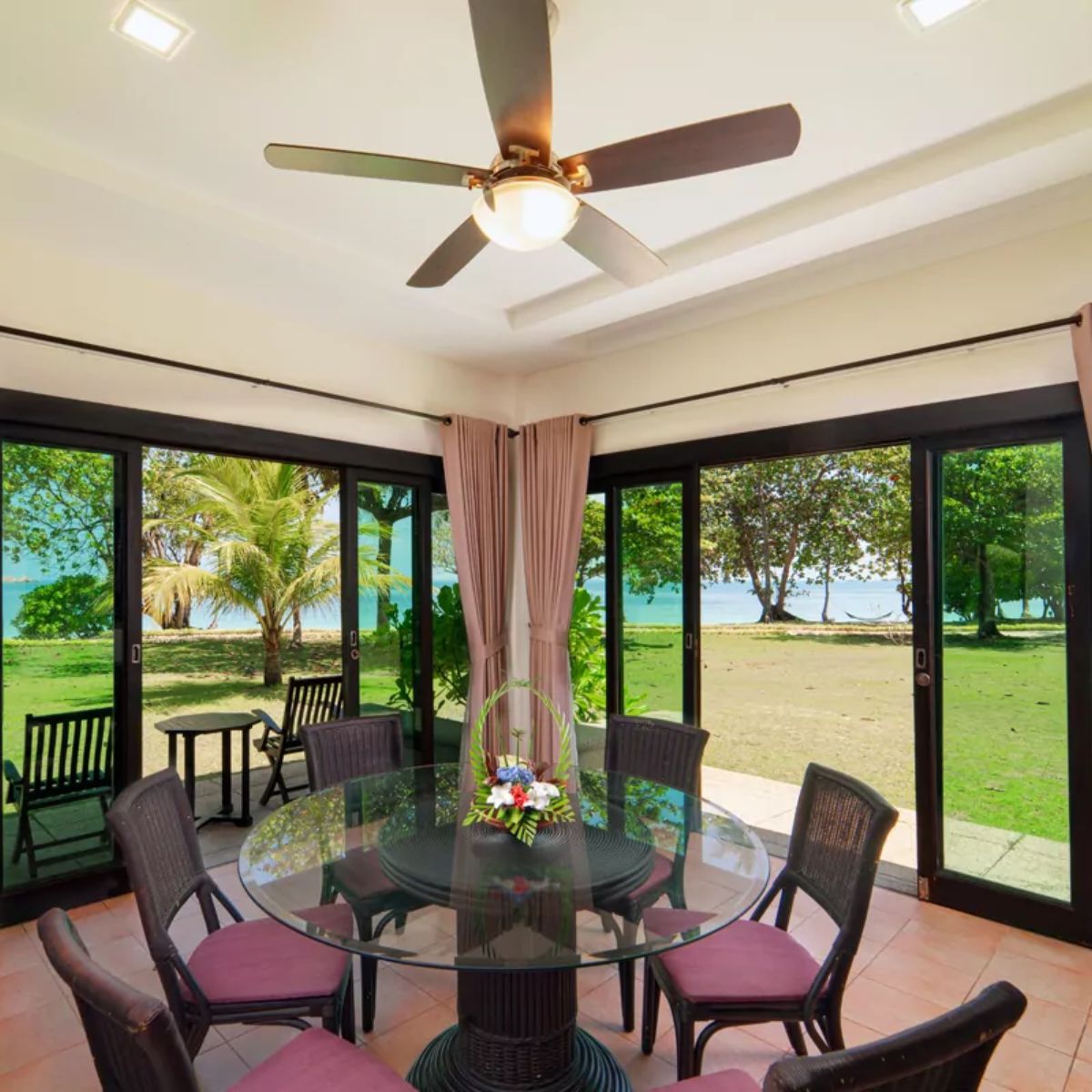 Banyu Biru Villa - 4 Bedroom Villa