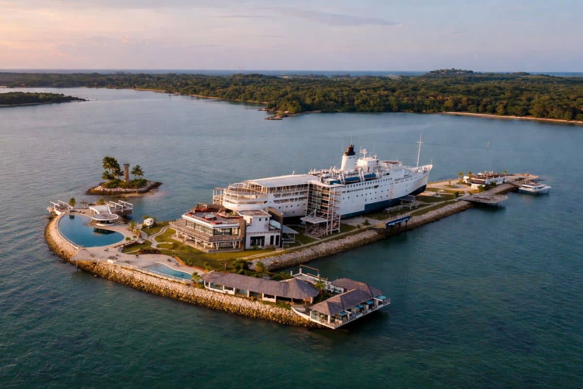 Unique ship-themed hotel on land for fun stay