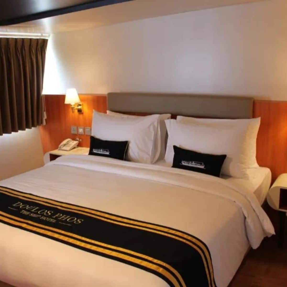 Deluxe Plus Cabin Stay Package