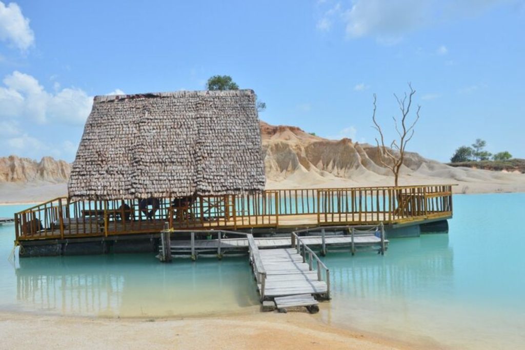 Floating raft boat experience on Blue Lake Bintan calm water
